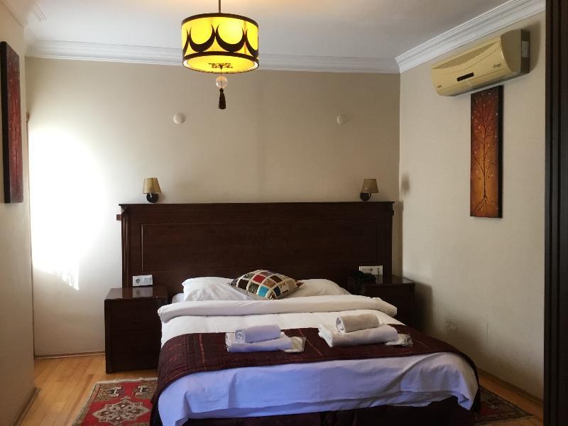 Berce Hotel อิสตันบูล ภายนอก รูปภาพ